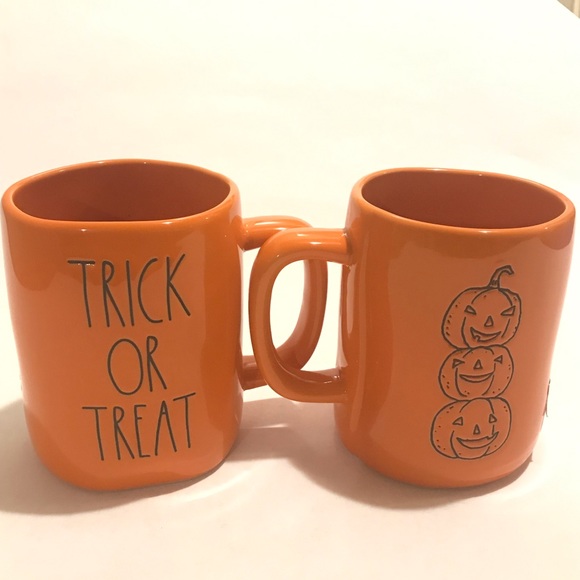 ONE (1) Rae Dunn Trick or Treat Halloween Ceramic Mug Orange/Black - Picture 1 of 6